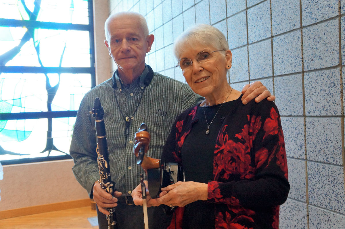 A Sentimental Performance at La Porte Hospital’s First Friday in the Chapel