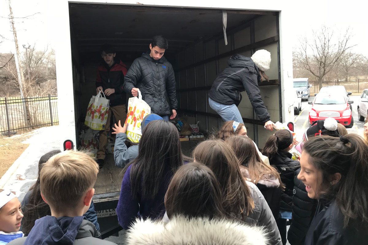 St. Mary’s School Delivers Food at Christmas Time