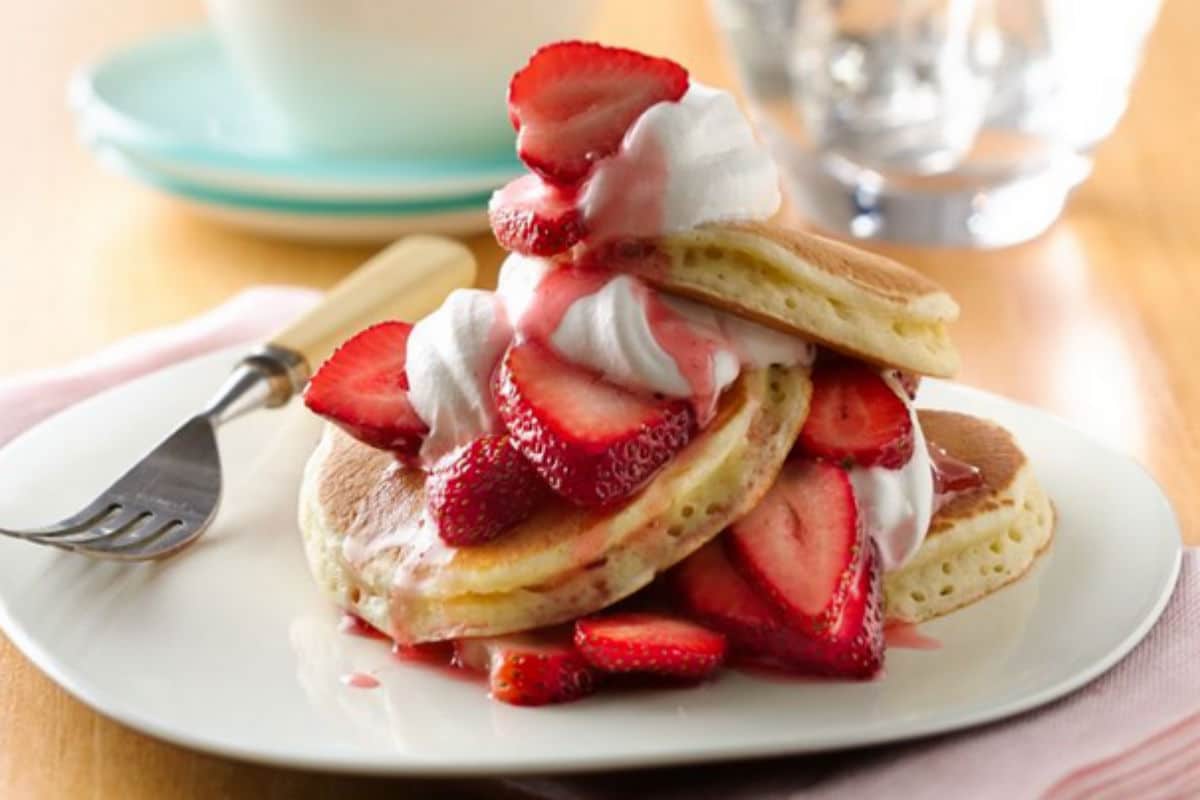Strawberry Fields Pancake House & Restaurant: Dishing Out Good Eats and Excellent Service